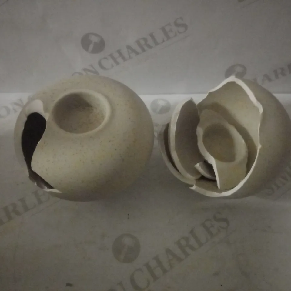 BOXED ANA SET OF 2 TEALIGHT HOLDERS - BOXED