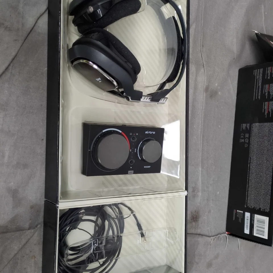 ASTRO A40 + MIXAMP PRO XBOX ONE GAMING HEADSET – BOXED