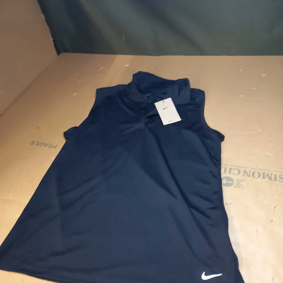 NIKE LOGO BUTTON VEST SIZE L