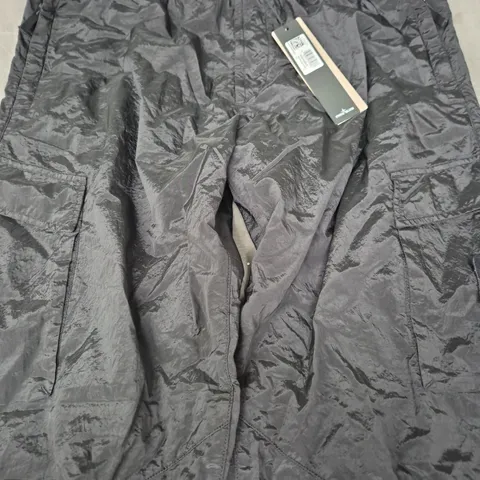 STONE ISLAND BLACK TROUSERS, LOOSE FIT – SIZE UNSPECIFIED