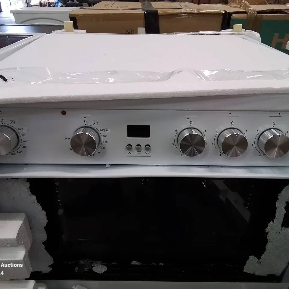 HISENSE HDE3211BWUK ELECTRIC COOKER - WHITE 