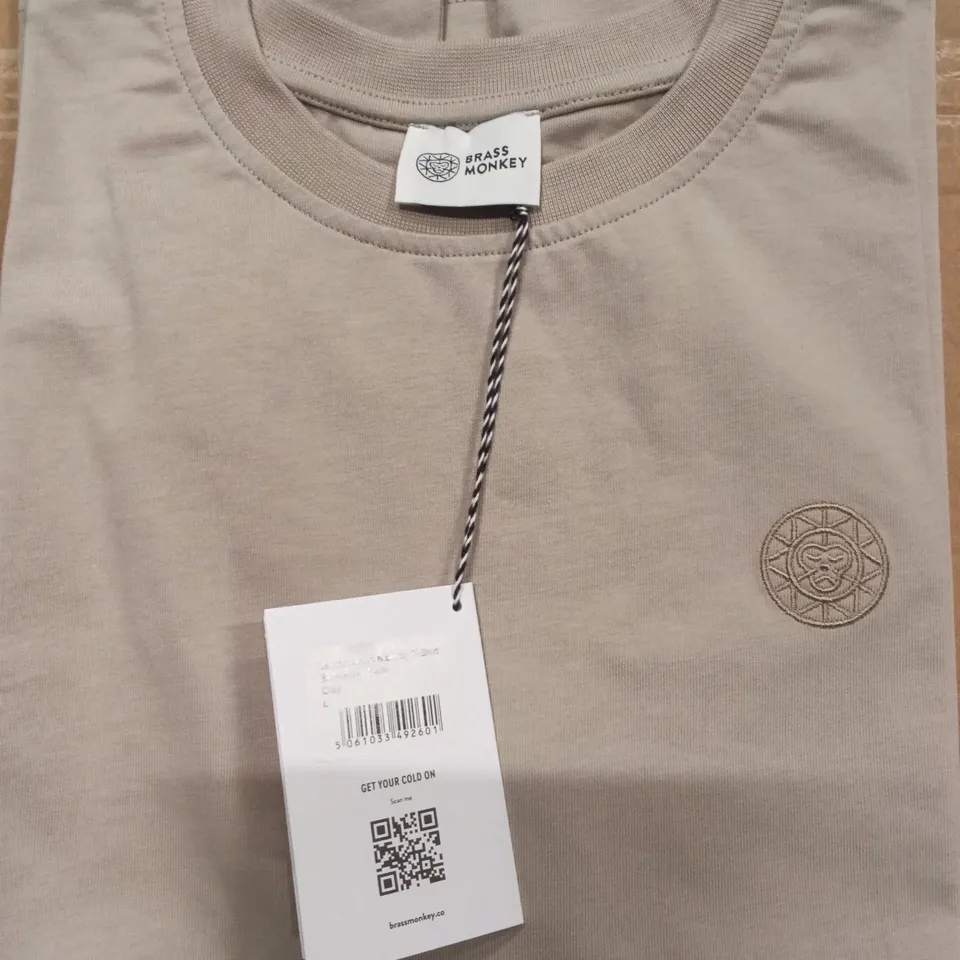 BOX OF BRAND NEW BRASS MONKEY T-SHIRTS - CLAY SIZE LARGE APPROXIMATELY 22