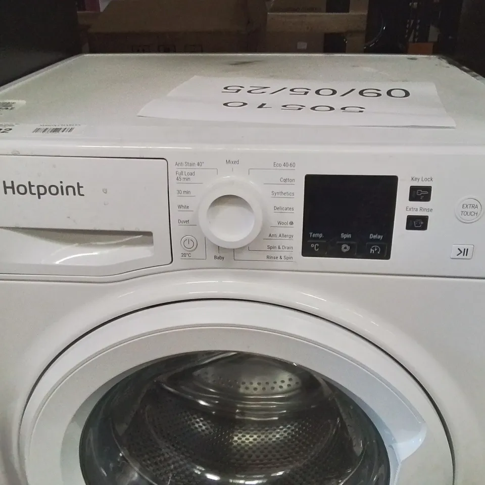 HOTPOINT 7KG WOOL CARE FREESTANDING WHITE WASHING MACHINE 