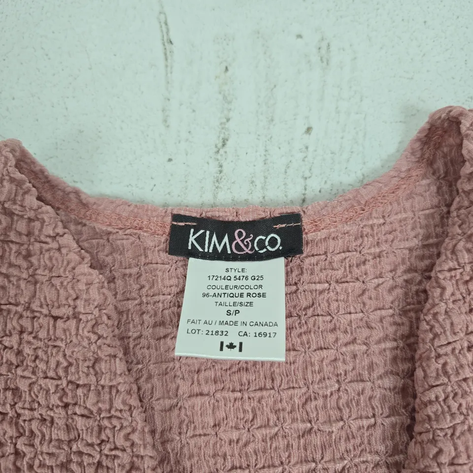 KIM & CO. ANTIQUE ROSE KNIT SLEEVELESS VEST – SIZE S/P (CANADA)