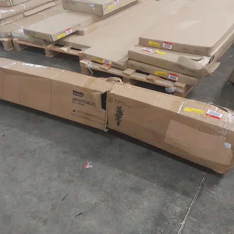 BOXED ARTIFICIAL TROPICAL PLANT WITH PLASTIC FLOWERPOT HOME AND OFFICE PLANT 