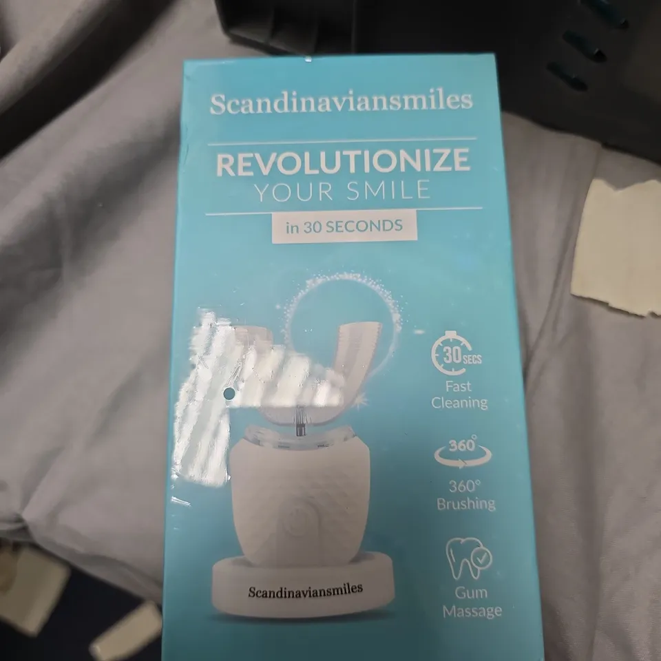HEALTH & BEAUTY ASSORTMENT - SKINCARE, DENTAL AND TATTOO-CARE PRODUCTS (MIXED BRANDS)