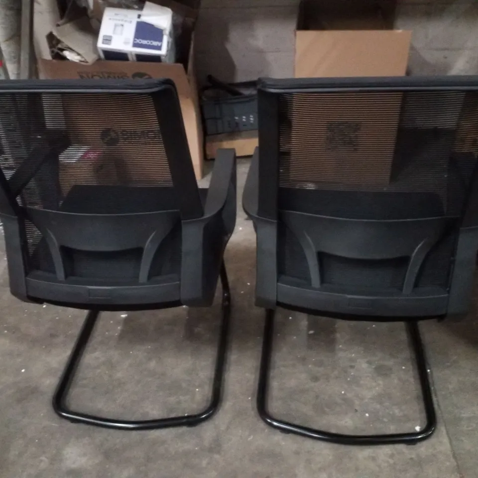 SET OF 2 KINGSTON VISITOR OFFICE CHAIRS - BLACK