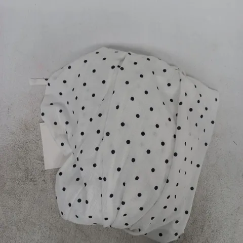 NA-KD BALLOON SLEEVE OPN BACK MAXI DRESS IN WHITE/BLACK SPOTS SIZE LARGE