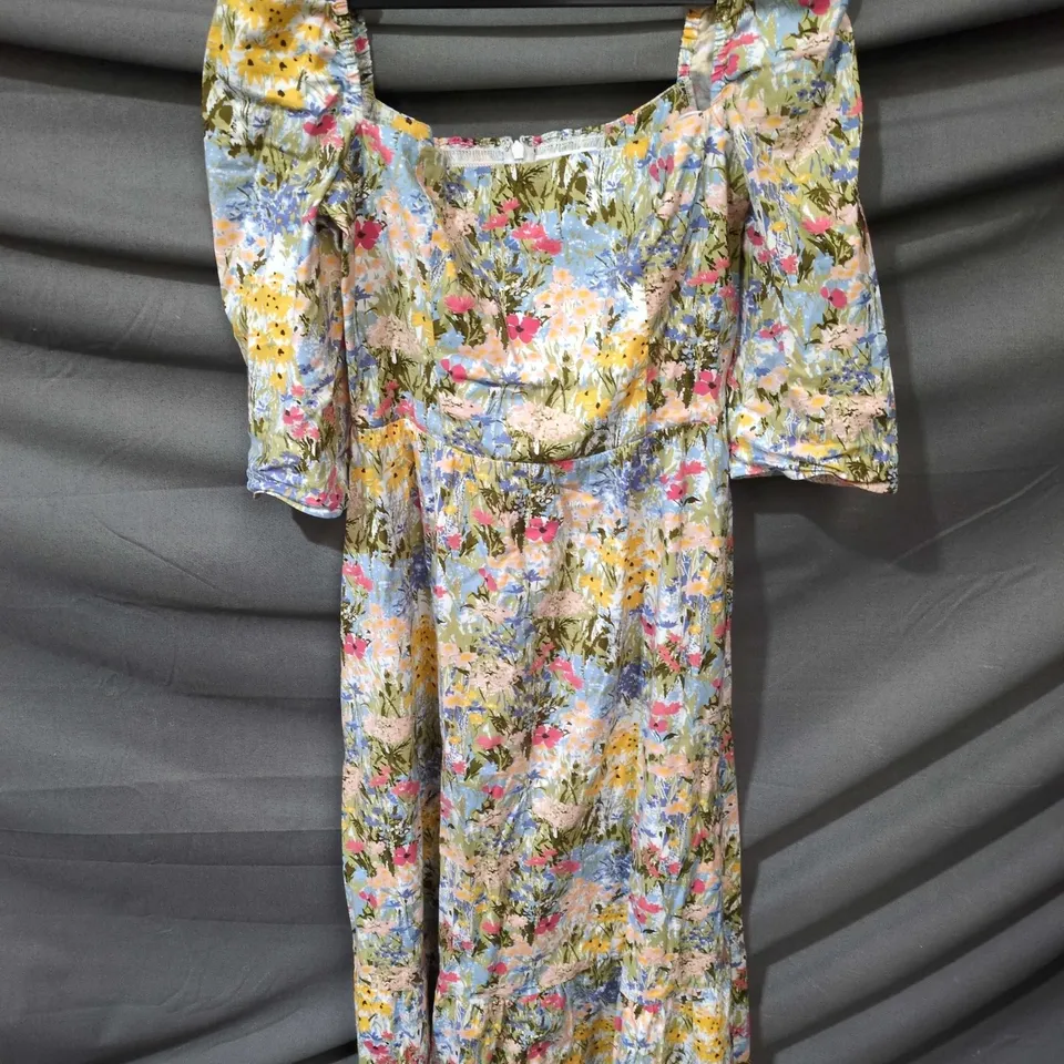 REFORMATION FLORAL PRINT MIDI DRESS IN MULTI SIZE 4