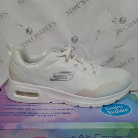 BOXED PAIR OF SKECHERS AIR COURT TRAINERS IN WHITE SIZE 6
