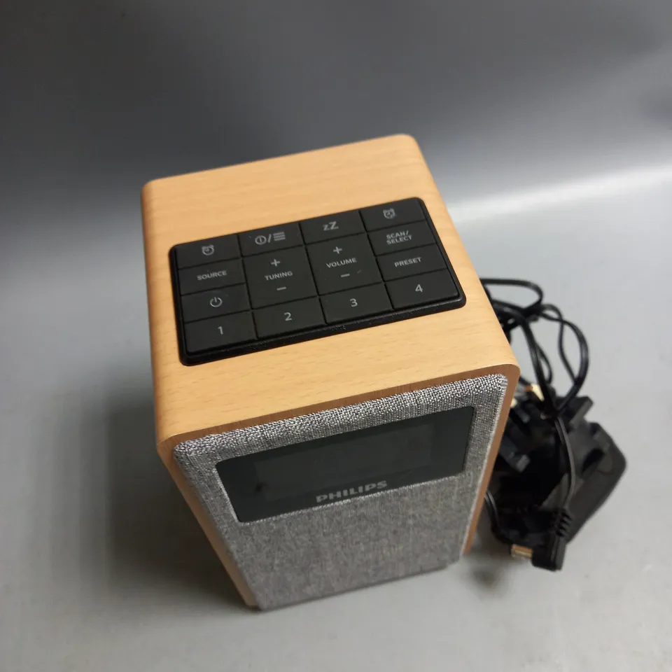 BOXED PHILIPS DAB+ RADIO 5000 SERIES