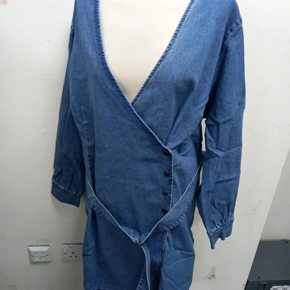 VERY V-NECK DENIM BELTED DRESS - UK 26