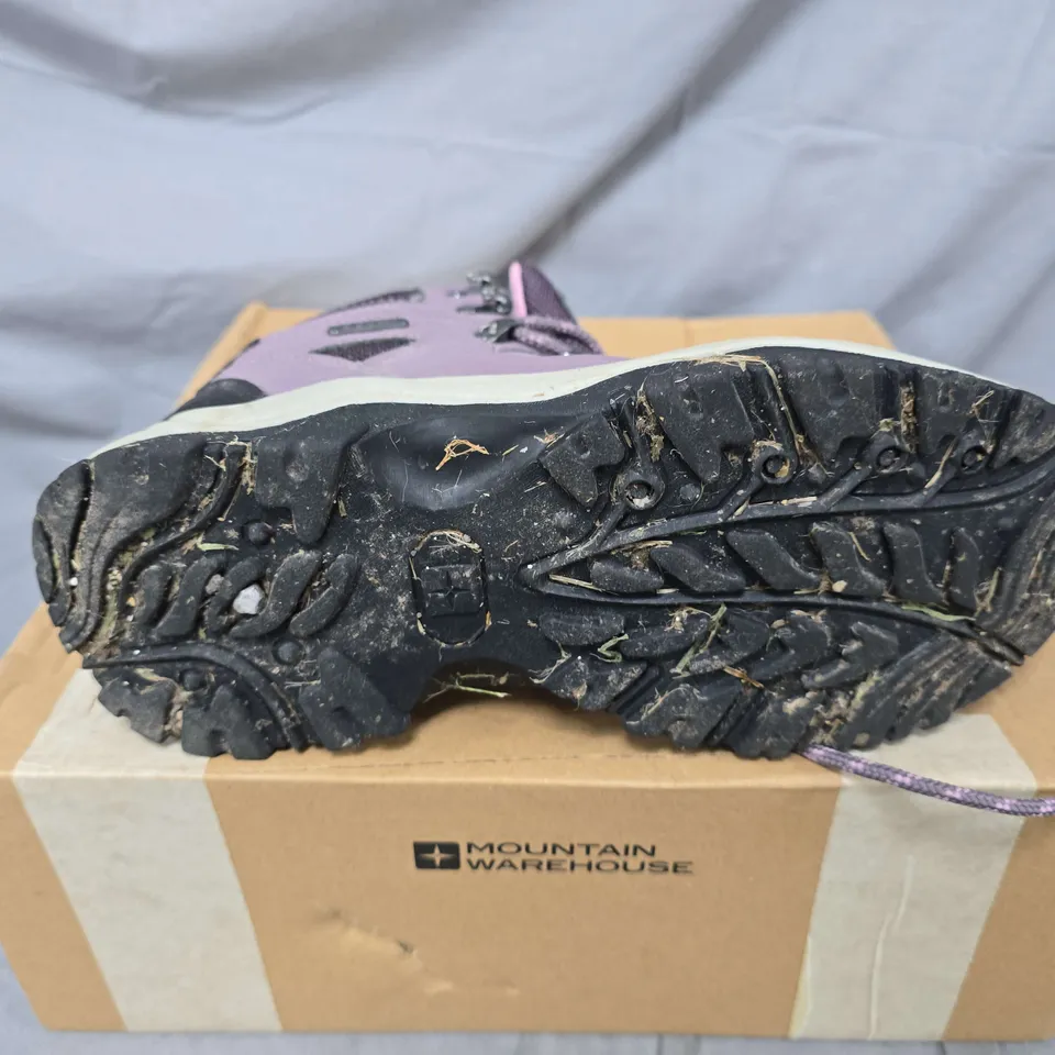 BOXED PAIR OF MOUNTAIN WAREHOUSE ADVENTURER WOMENS WATERPROOF WALKING BOOTS IN LILAC - UK 5