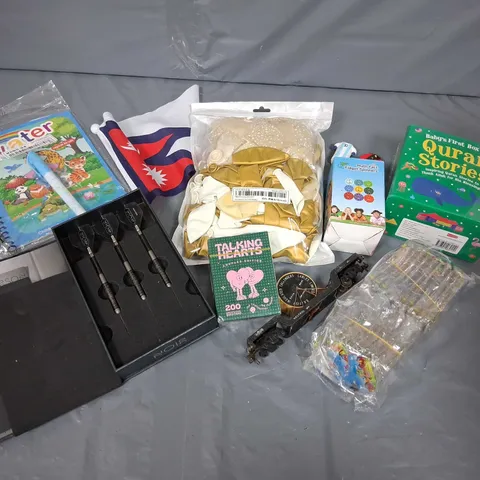 TOTE OF ASSORTED TOYS AND ACCESSORIES TO INCLUDE; BALLOONS, UNICORN DARTS AND QURAN STORIES