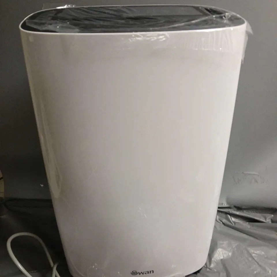 BOXED SWAN ACTIVAIR 20 LITRE DEHUMIDIFIER