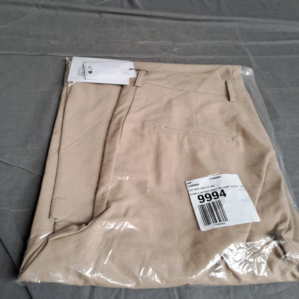 ANTHROPOLOGIE WIDE CARGO PANTS SIZE 40