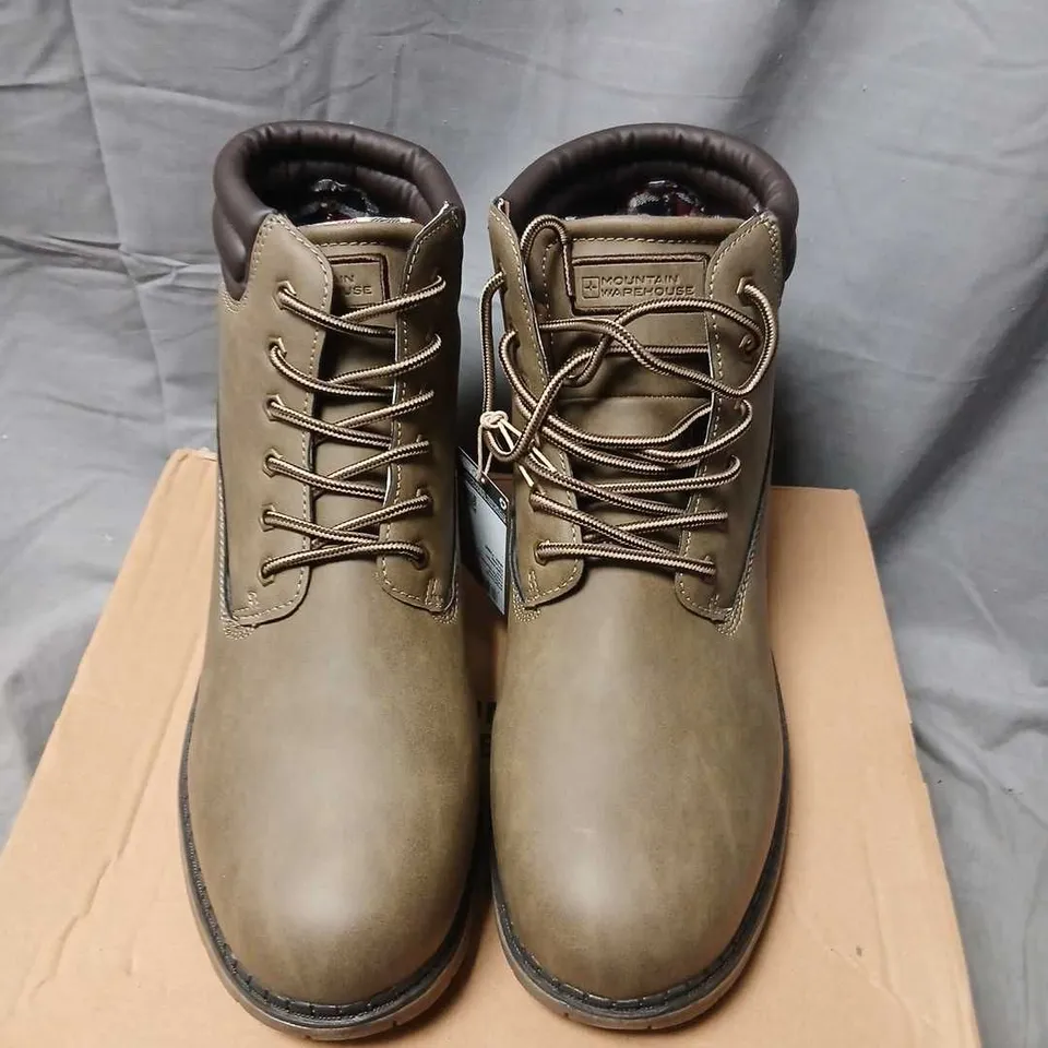 MOUNTAIN WAREHOUSE GORGE CASUAL WATERPROOF OUTDOOR THERMAL BOOTS – UK 12, LIGHT BROWN
