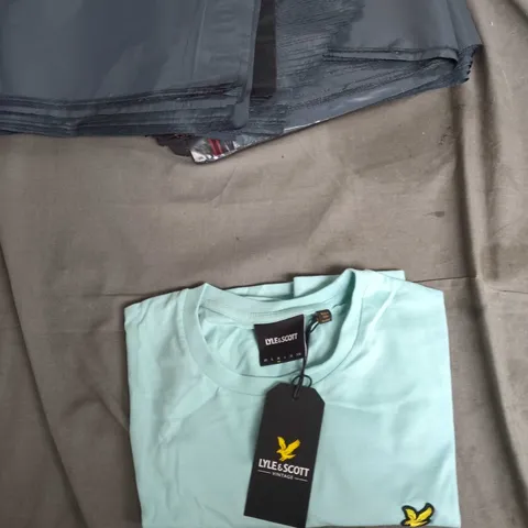 LYLE & SCOTT PLAIN T-SHIRT - FUTURE BLUE, UK M (VINTAGE)