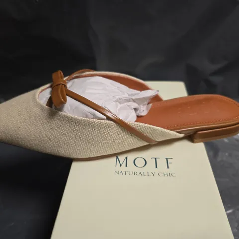 MOTF NATURALLY CHIC ESPADRILLE FLAT – BEIGE CANVAS WITH TAN TRIM, WOMEN'S UK 4 (EU 37)