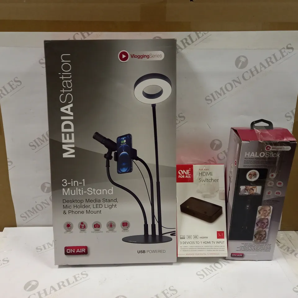 LOT OF APPROXIMATELY 10 ELECTRICALS TO INCLUDE 'ONE FOR ALL' HDMI SWITCHER, VLOGGING SERIES MEDIA STATION 3-IN-1 MULTI STAND, VLOGGING SREIES HALO STICK SELFIE STICK, ETC