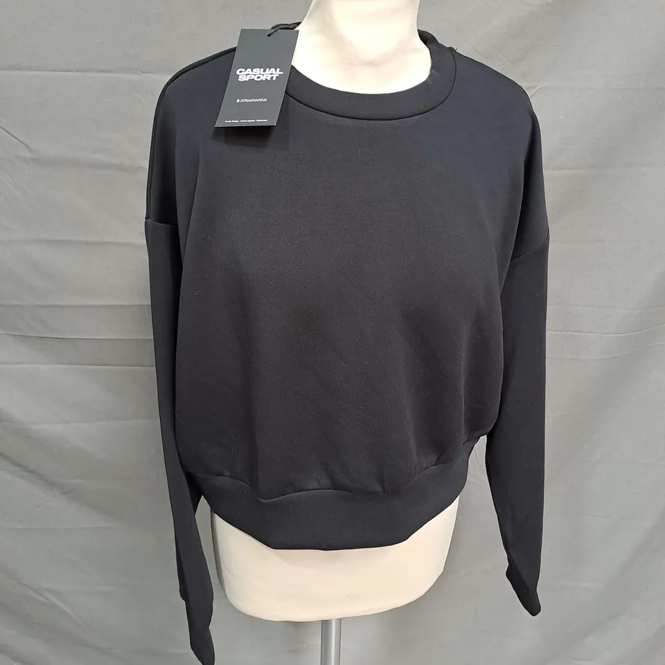 STRADIVARIUS CASUAL SPORT SOFT TOUCH CROPPED PULLOVER IN BLACK SIZE M