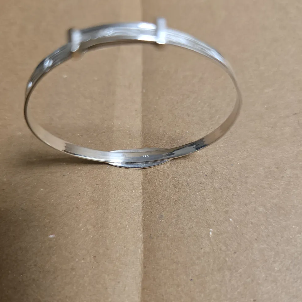 SILVER TONE BRACELET WITH EXPANDING CLASP - 925 STAMP