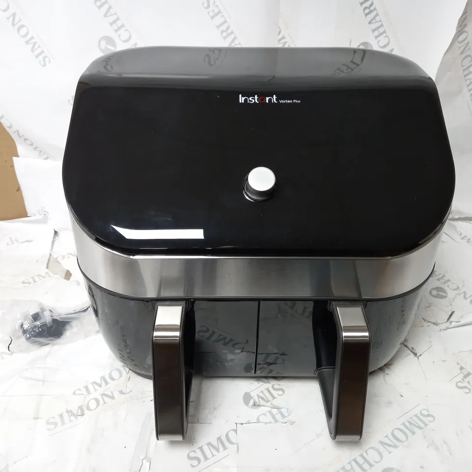 BOXED INSTANT VORTEX 8 IN 1 DUAL AIR FRYER 7.6