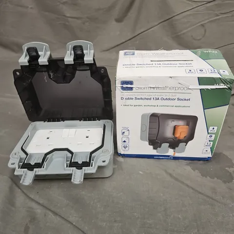 BRITISH GENERAL STORM WEATHERPROOF DOUBLE SWITCHED 13A OUTDOOR SOCKET