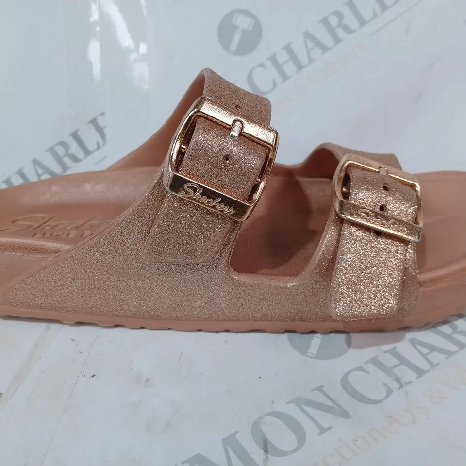 PAIR OF SKECHERS OPEN TOE SANDALS IN ROSE GOLD COLOUR SIZE 5
