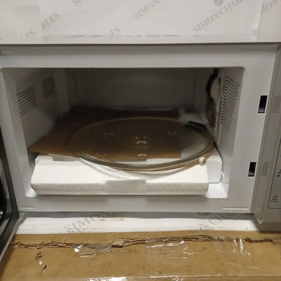 SWAN RETRO SM22030GRN 20 LITRE MICROWAVE