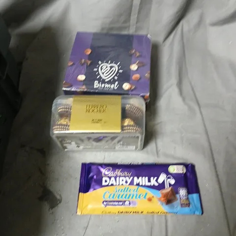 BOX OF ASSORTED FOOD ITEMS INCLUDING CADBURY DAIRY MILK SILK CARAMEL CHOCOLATE BAR