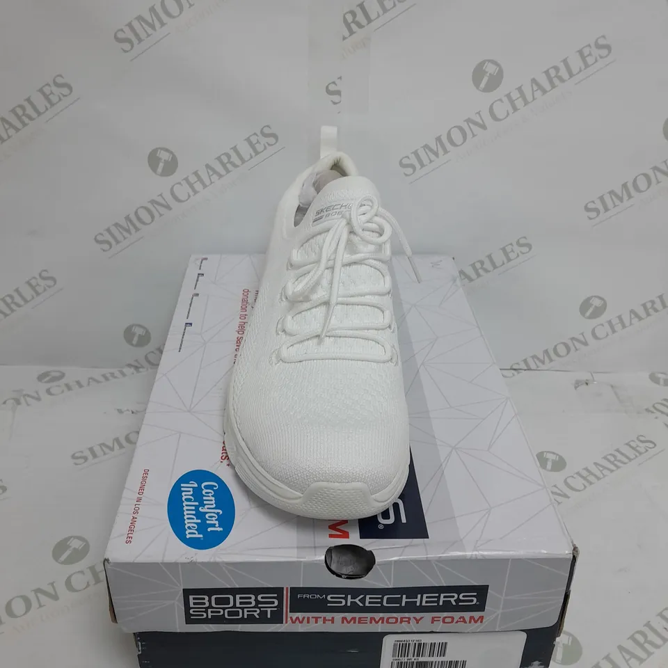 BOBS SPORT BY SKETCHERS WHITE TRAINERS SIZE 8