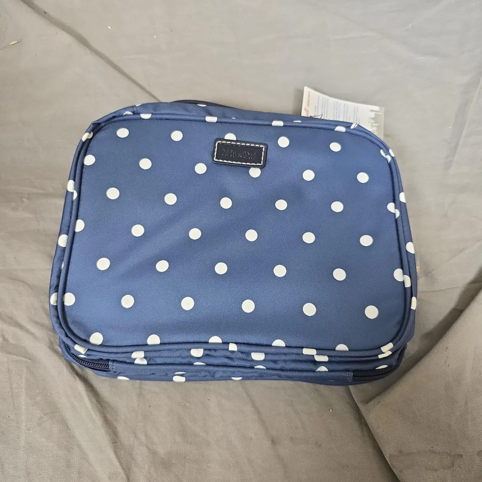 BLUE POLKA DOT COSMETIC BAG – ZIP CLOSURE