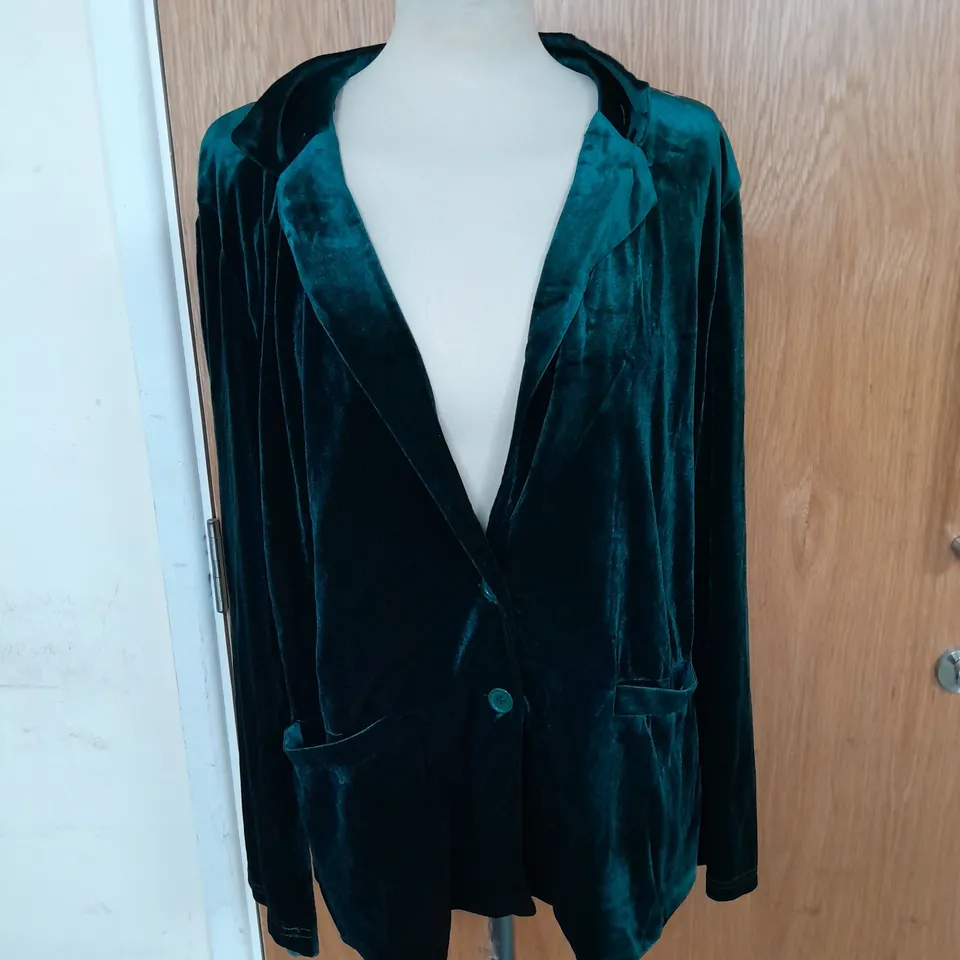 MINT LIMIT VELVET BLAZER STYLE JACKET SIZE 2XL IN EMERALD GREEN