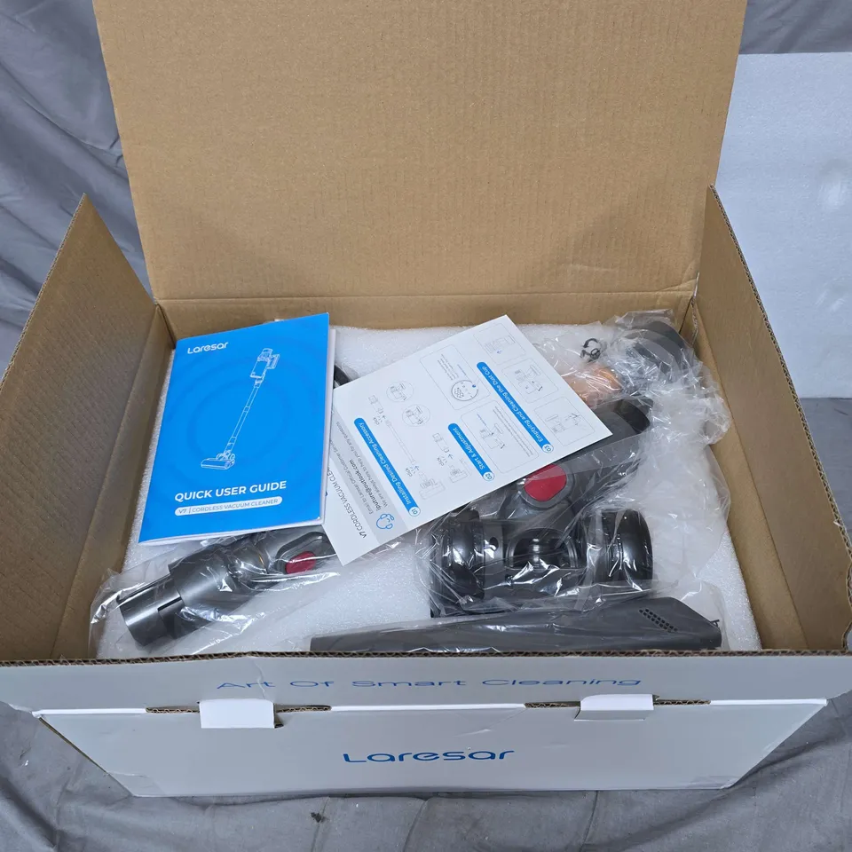 LARESAR CORDLESS VACUUM CLEANER V7 – BOXED