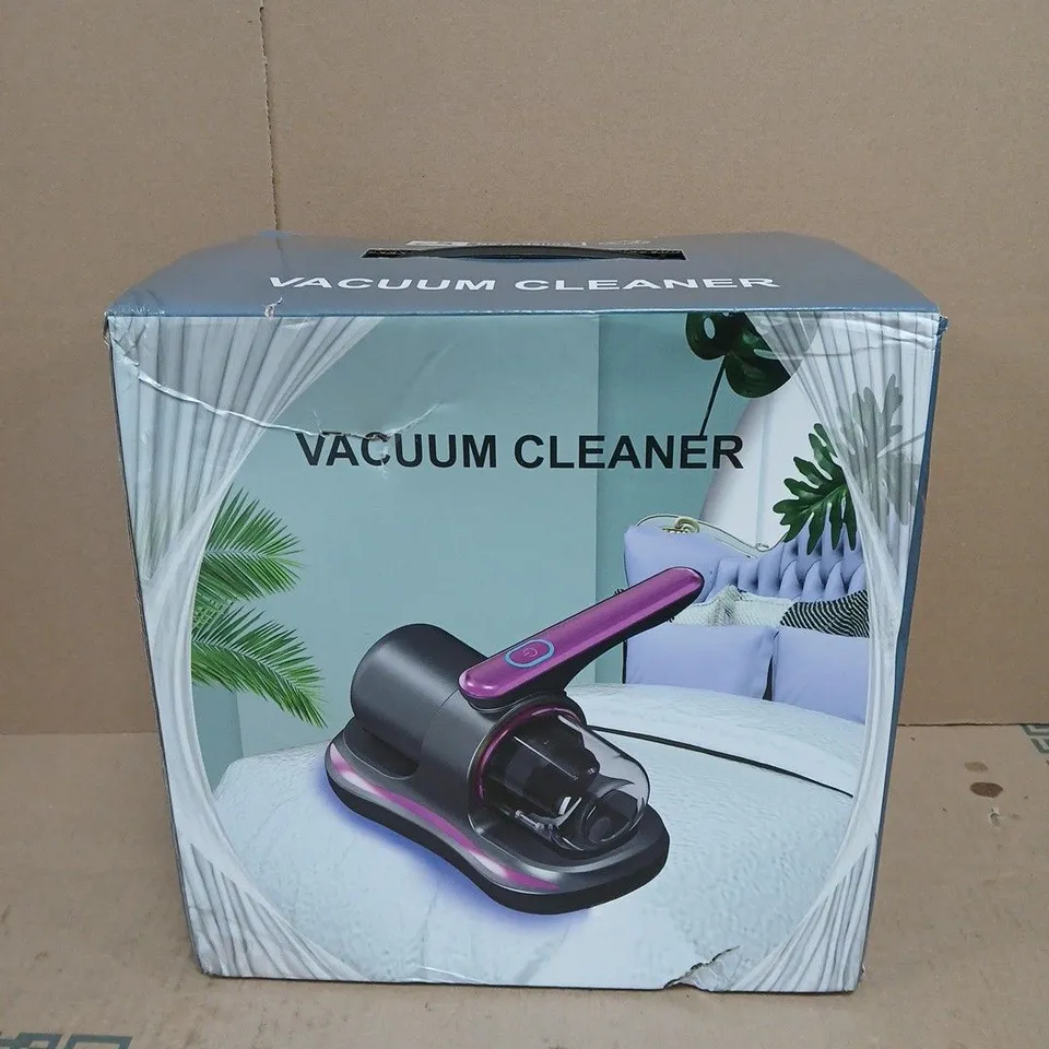 VACUUM CLEANER – BOXED