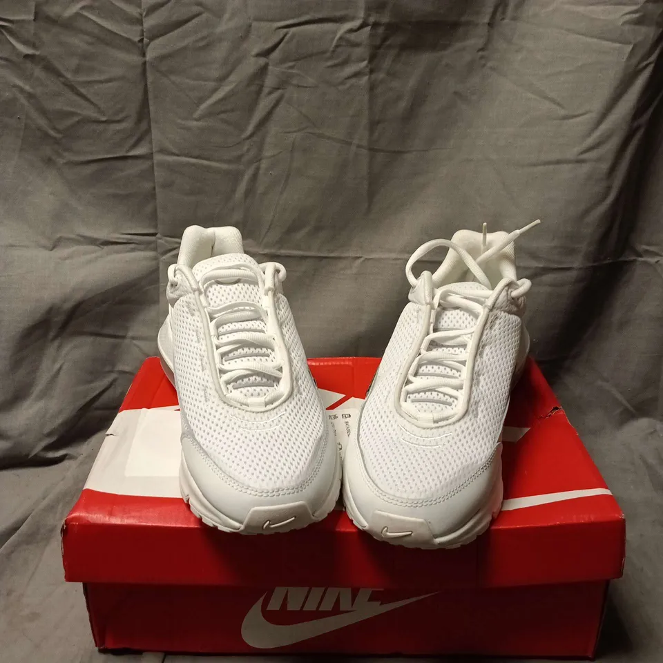BOXED PAIR OF  NIKE AIR MAX PULSE SN54 – WHITE, UK 9.5 (EU 44.5)