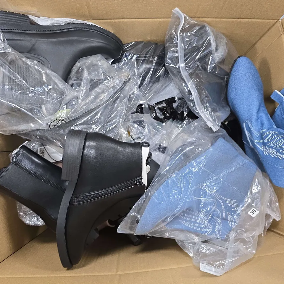 APPROXIMATELY 15 PAIRS OF ASSORTED SHOES TO INCLUDE BRANDS SUCH AS TIGER, FASHION, JD WILLIAMS, ETC - COLLECTION ONLY