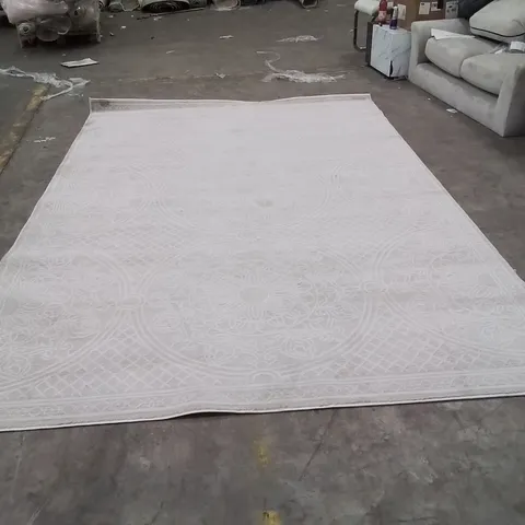 QUALITY DESIGNER AREA RUG APPROXIMATELY 300X200CM