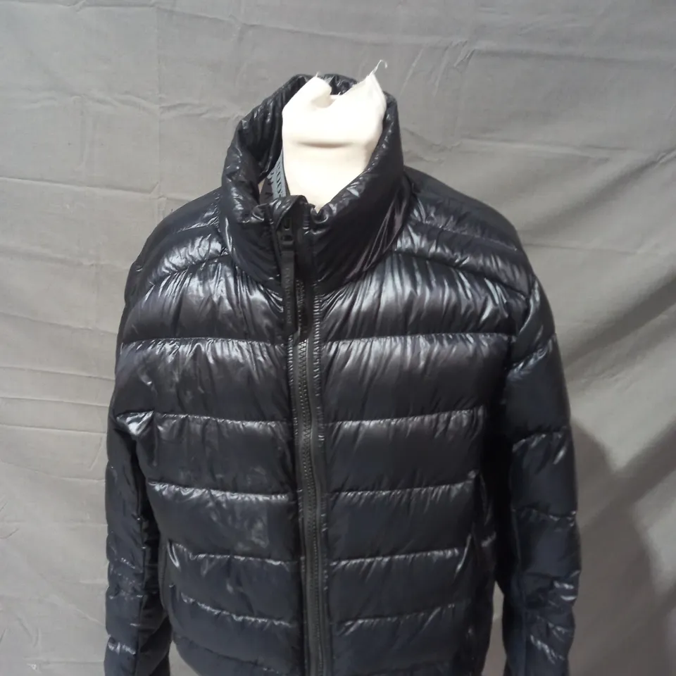 CANADA GOOSE ZIPPED PADDED COAT SIZE M