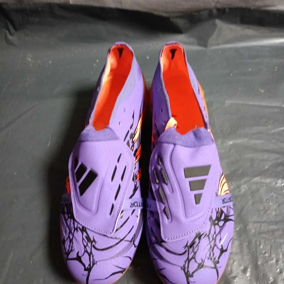 UNBOXED PAIR OF ADIDAS PREDATOR BOOTS - UK SIZE 3.5