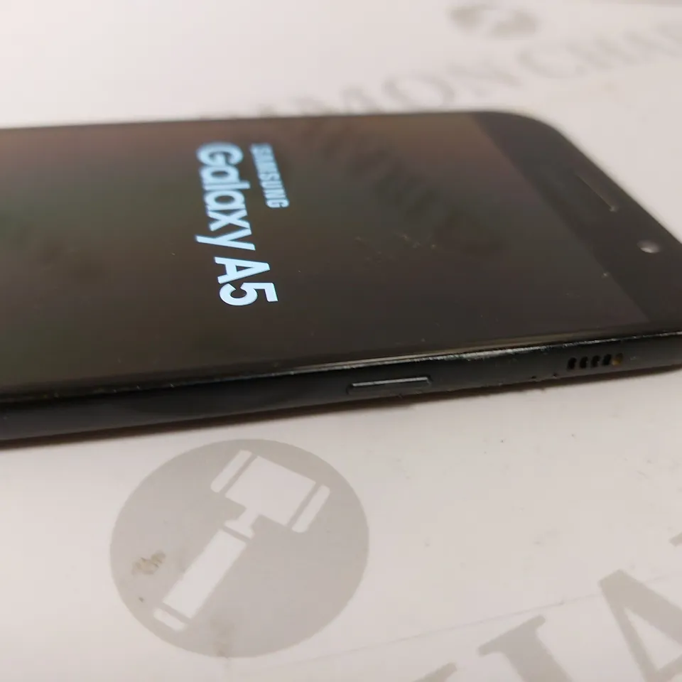 SAMSUNG GALAXY A5