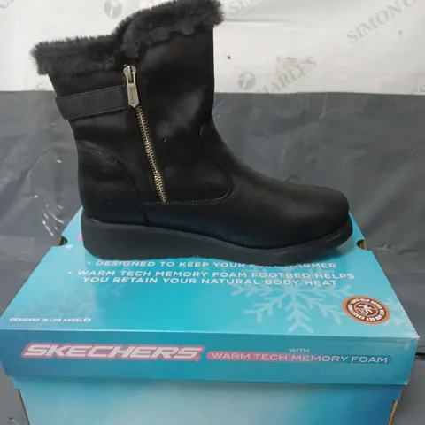 SKECHERS WARM TECH MEMORY FOAM BOOTS BLACK SIZE 6