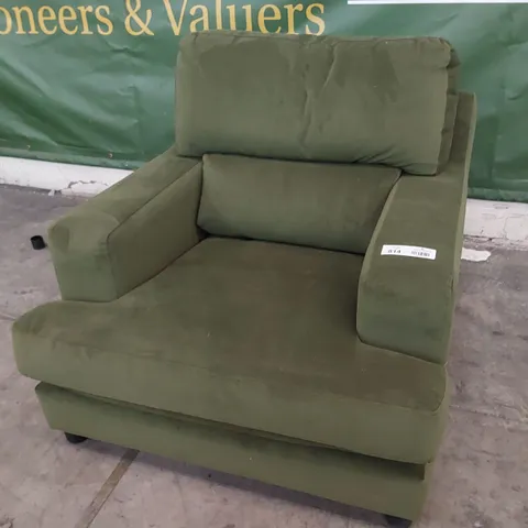 QUALITY BRITISH DESIGNER LOUNGE Co. ROMILLY EASY CHAIR WOODLAND MOSS PLUSH FABRIC 