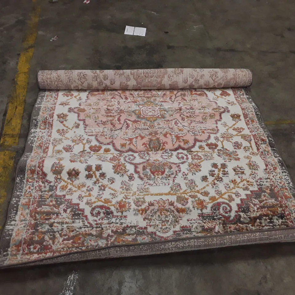 QUALITY DESIGNER AREA RUG140X200CM APPROXIMATELY