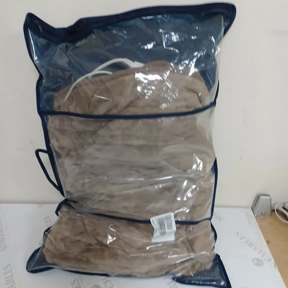 BOXED COZEE HOME VELVETSOFT HEATED THROW IN DARK TAUPE