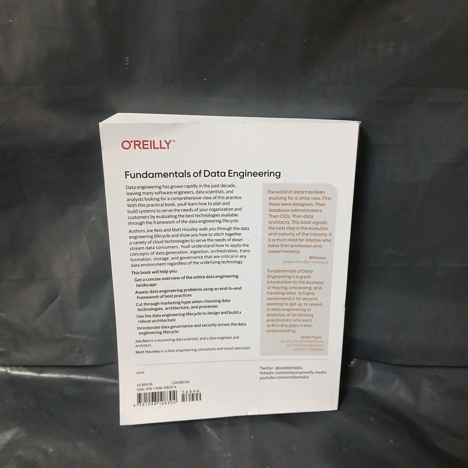 FUNDAMENTALS OF DATA ENGINEERING: PLAN AND BUILD ROBUST DATA SYSTEMS PAPERBACK BY JOE REIS