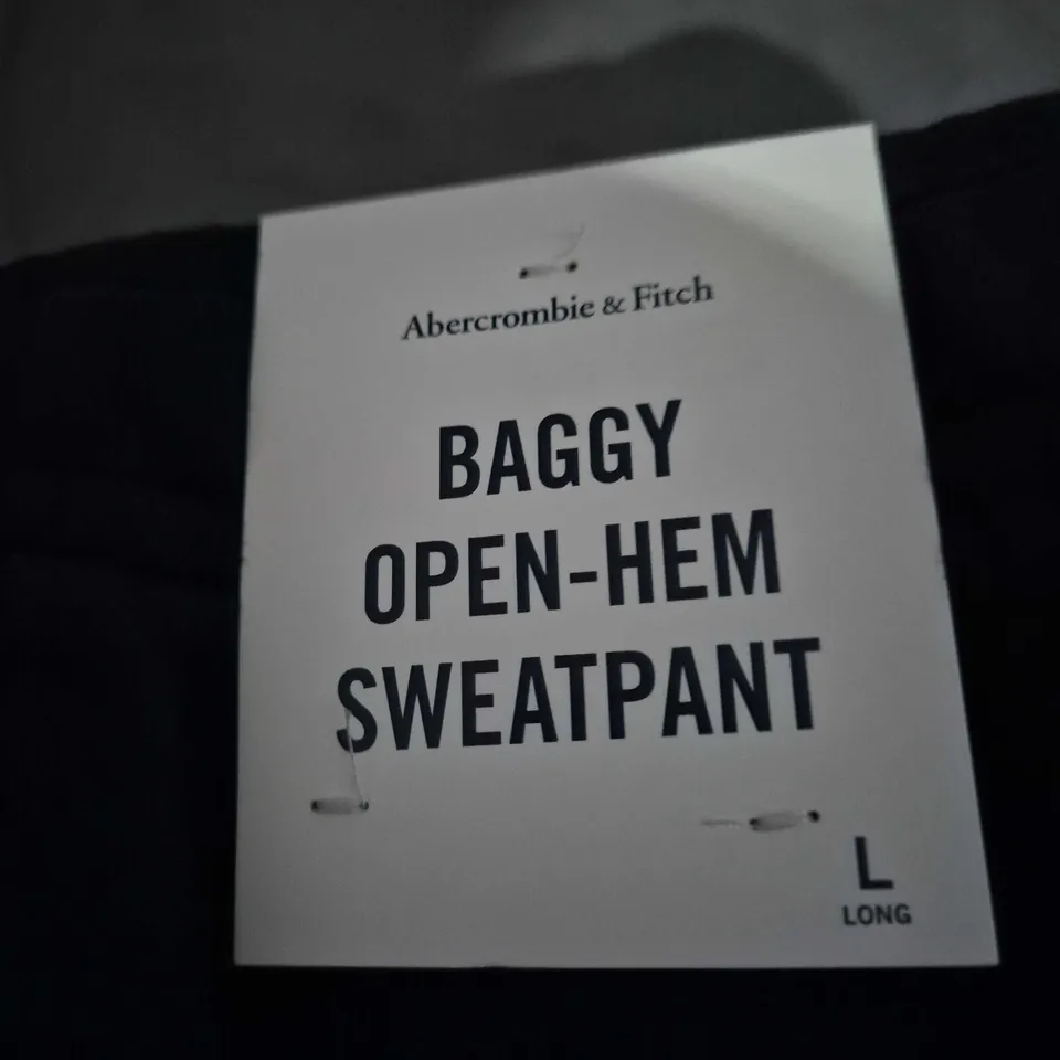 ABERCROMBIE & FITCH BAGGY OPEN-HEM SWEATPANTS – MEN'S UK SIZE L (LONG INSEAM)