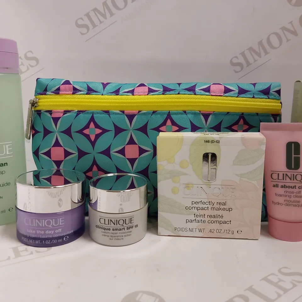 BOX OF APPROX 5 CLINIQUE ITEMS TO INCLUDE TAKE THE DAY OFF CLEANSING BALM, REPAIR MOISTURISER, COMPACT MAKE-UP