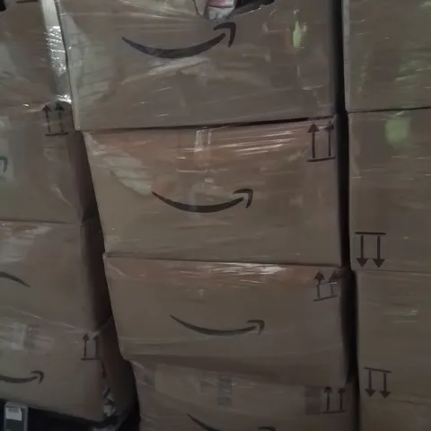 PALLET TO CONTAIN A LARGE QUANTITY OF PHONE CASES AND SCREEN PROTECTORS